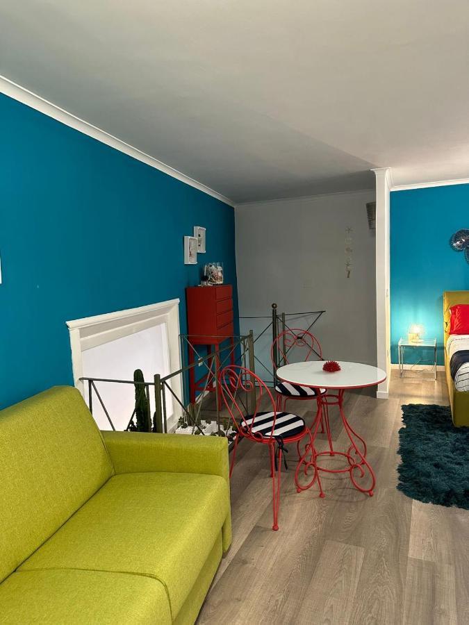 Bell@ Rooms Наполи Екстериор снимка