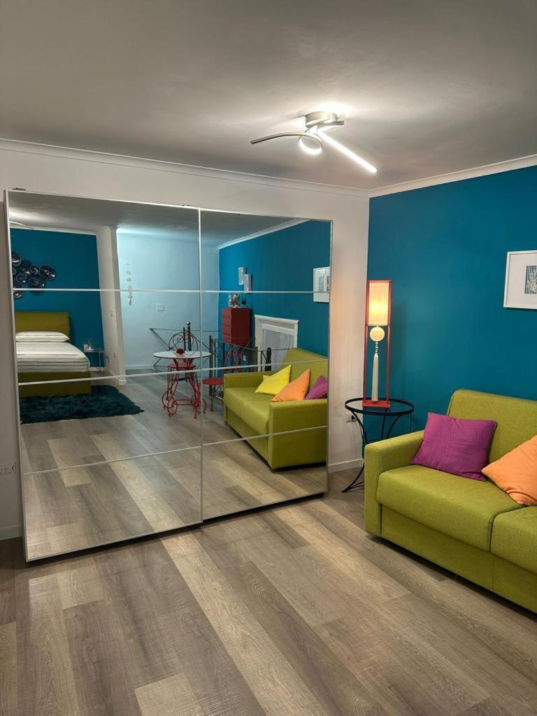 Bell@ Rooms Наполи Екстериор снимка