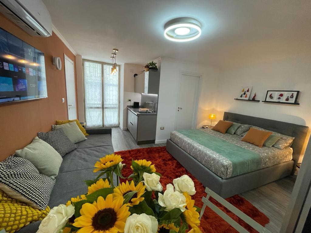Bell@ Rooms Наполи Екстериор снимка